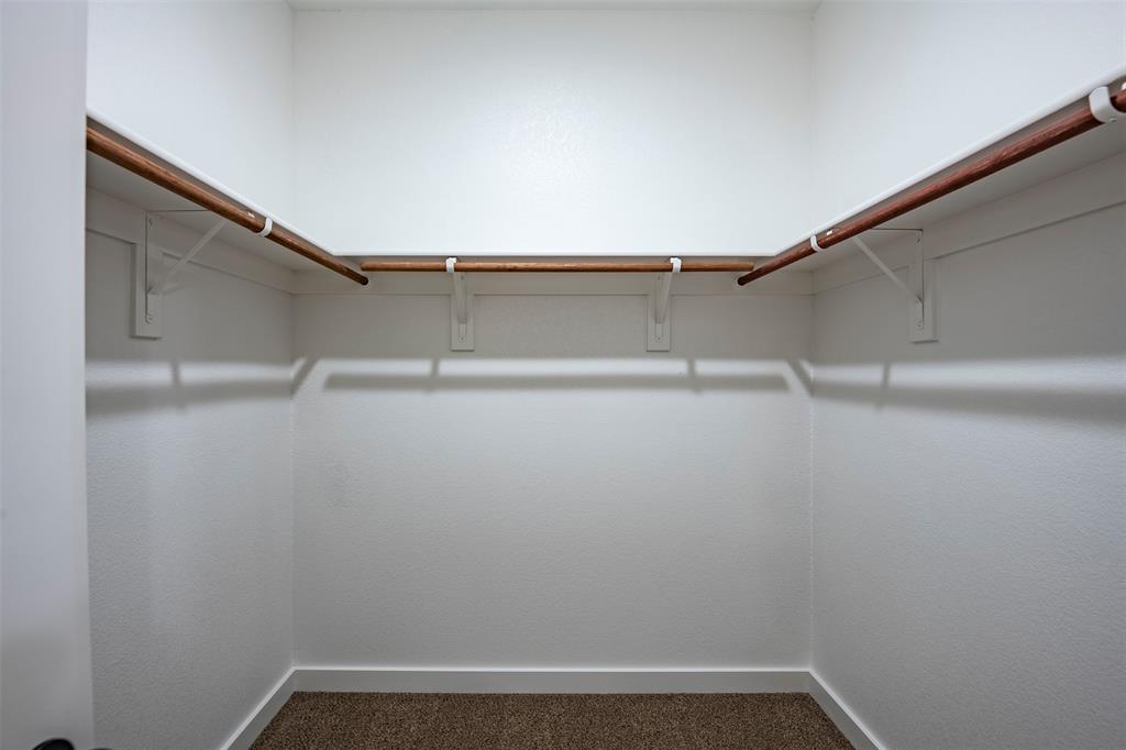 656 Wheatfield Drive Property Photo 19