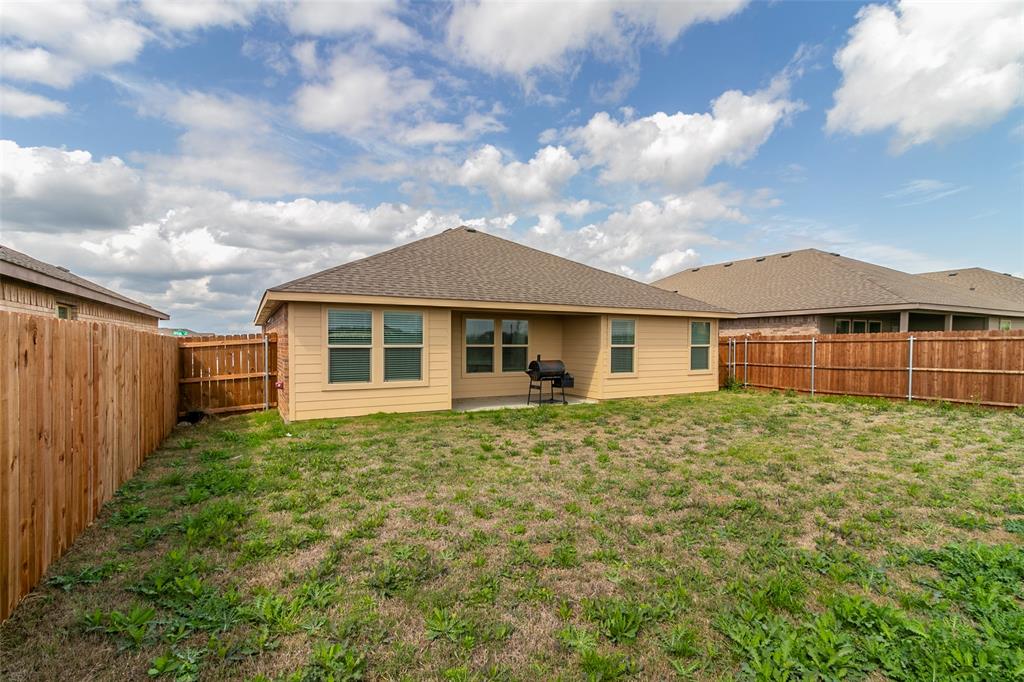 1905 Skylar Lane Property Photo 23