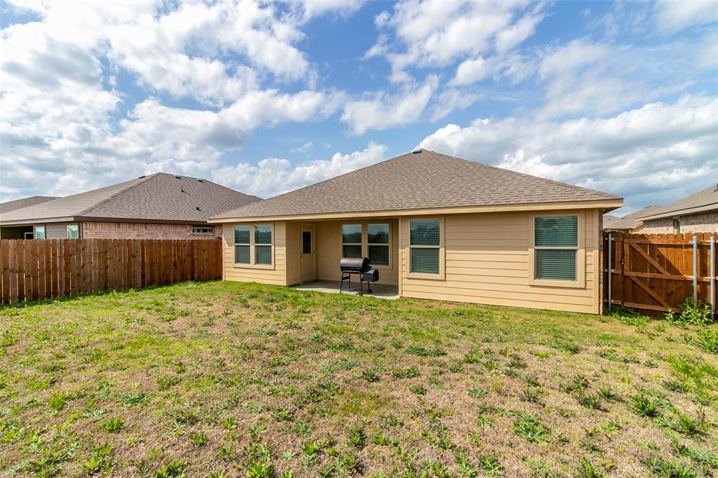 1905 Skylar Lane Property Photo 25