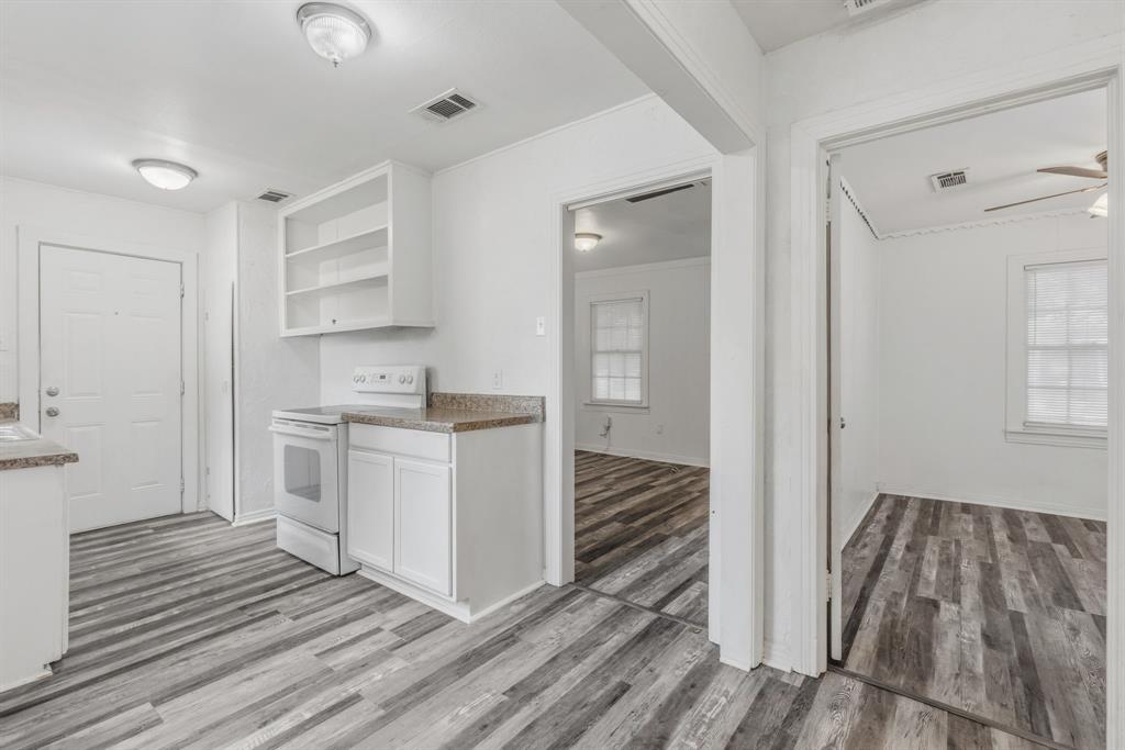 834 Brinker Street Property Photo 10
