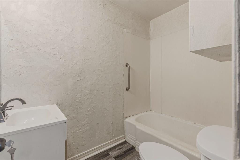 834 Brinker Street Property Photo 21