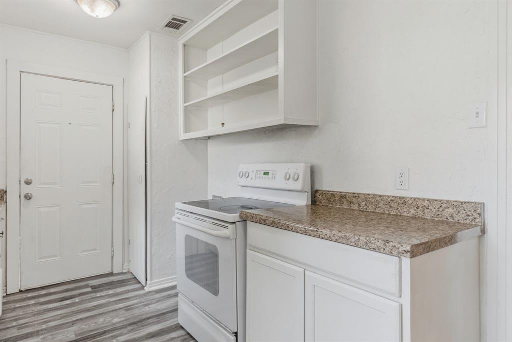 834 Brinker Street Property Photo 24