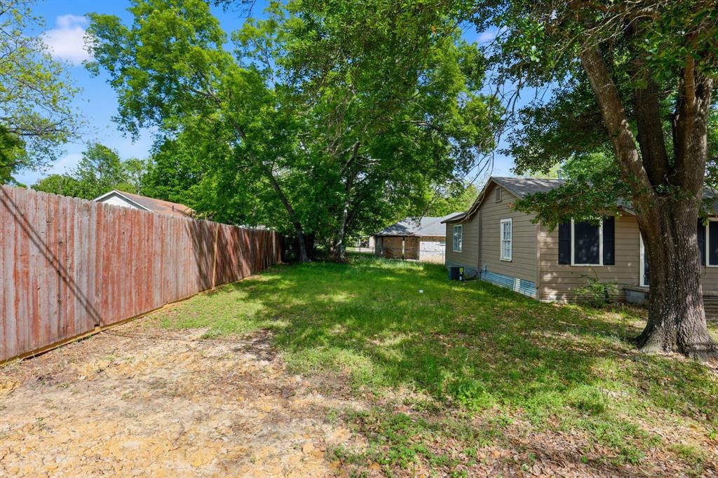 834 Brinker Street Property Photo 26