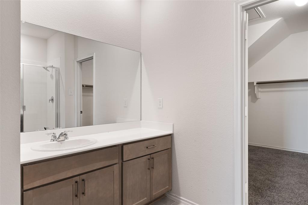 205 Pine Hollow Way Property Photo 21
