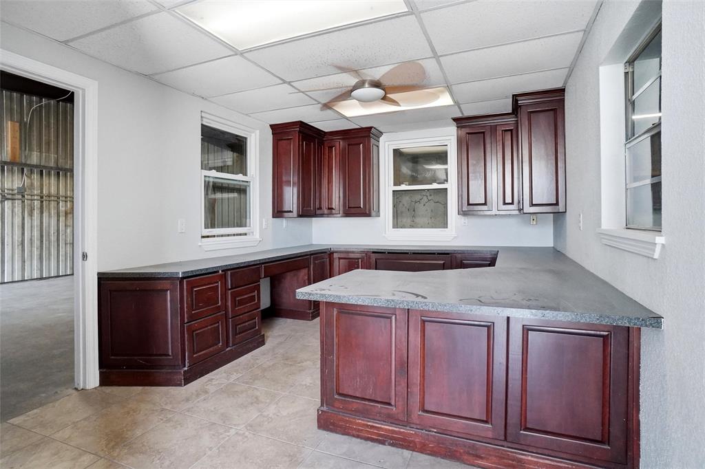 742 Dalworth Drive 600 Property Photo 4