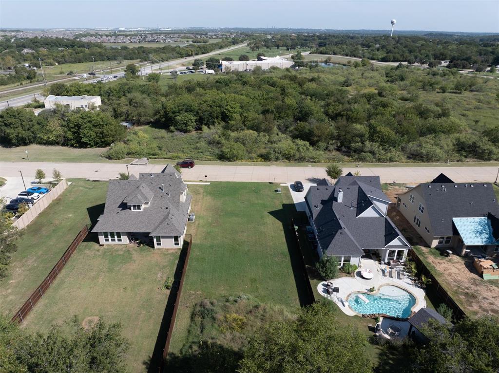 208 Village Way Property Photo 8