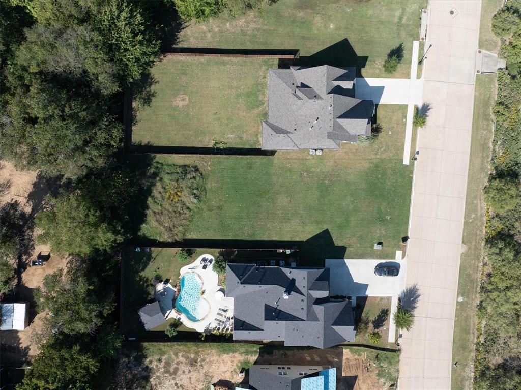208 Village Way Property Photo 11