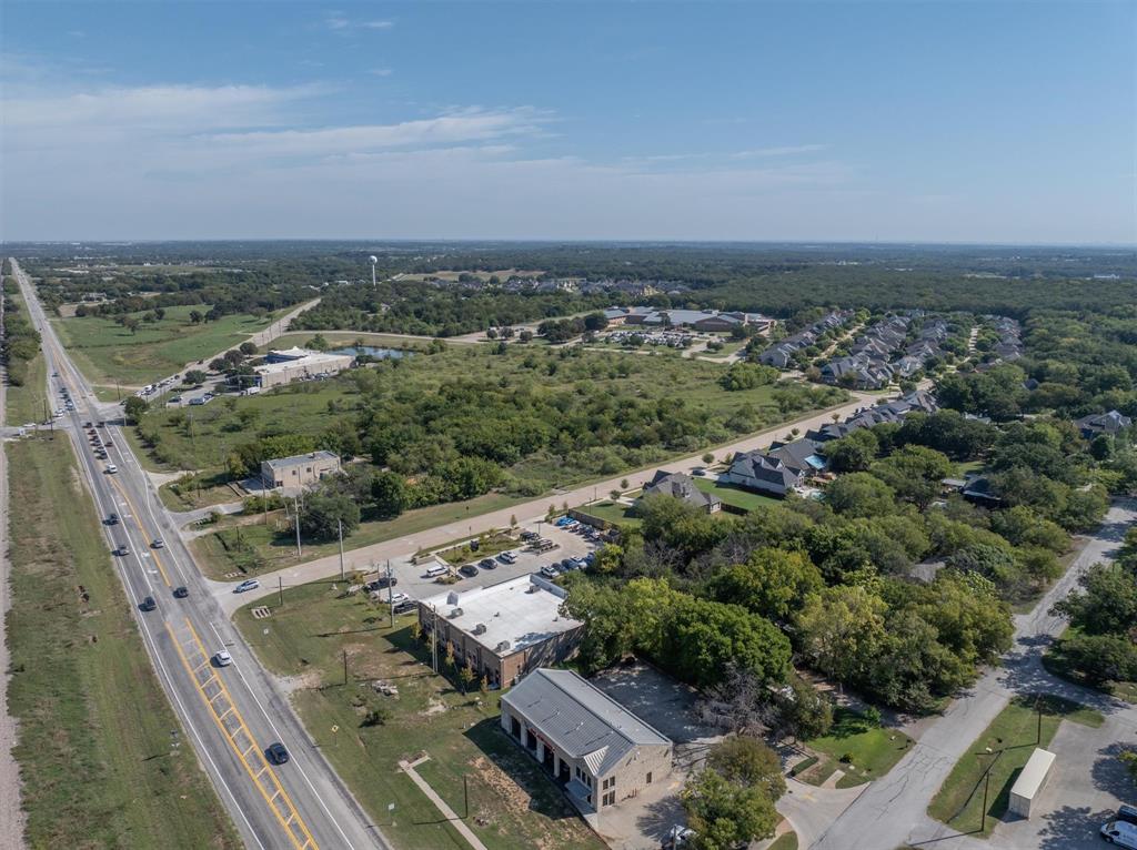 208 Village Way Property Photo 12