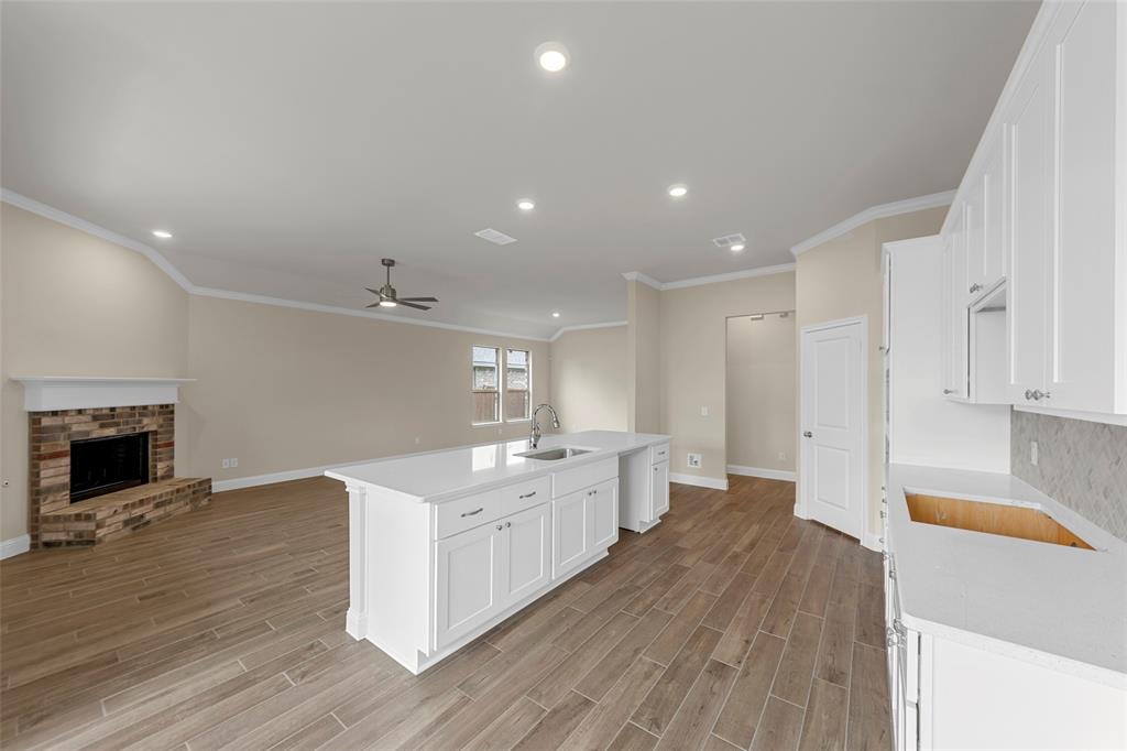 1508 Addison Drive Property Photo 5