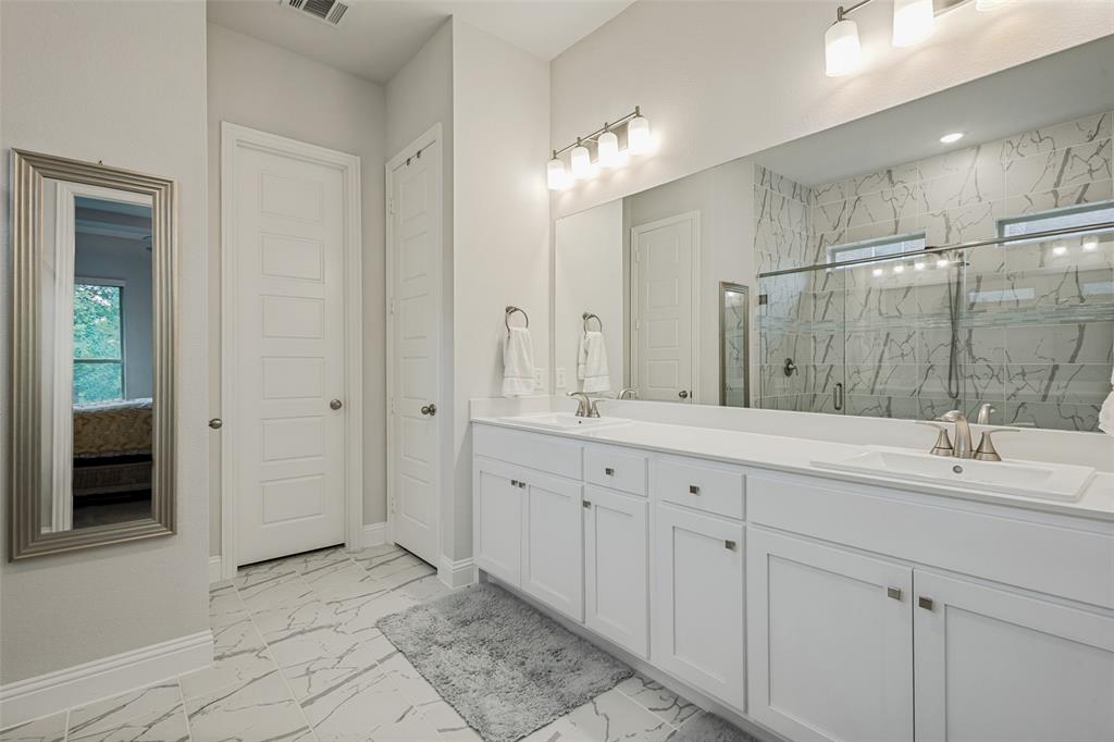 1508 Bearpath Way Property Photo 11