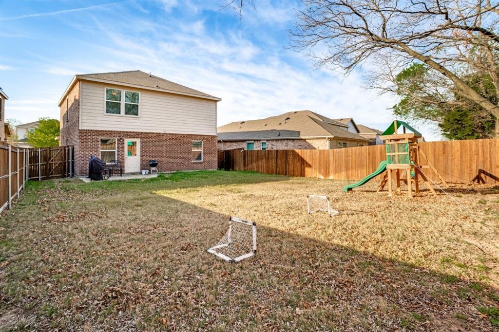 404 Glendale Drive Property Photo 3