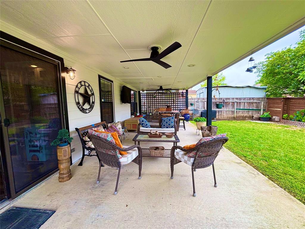 225 California Drive Property Photo 31
