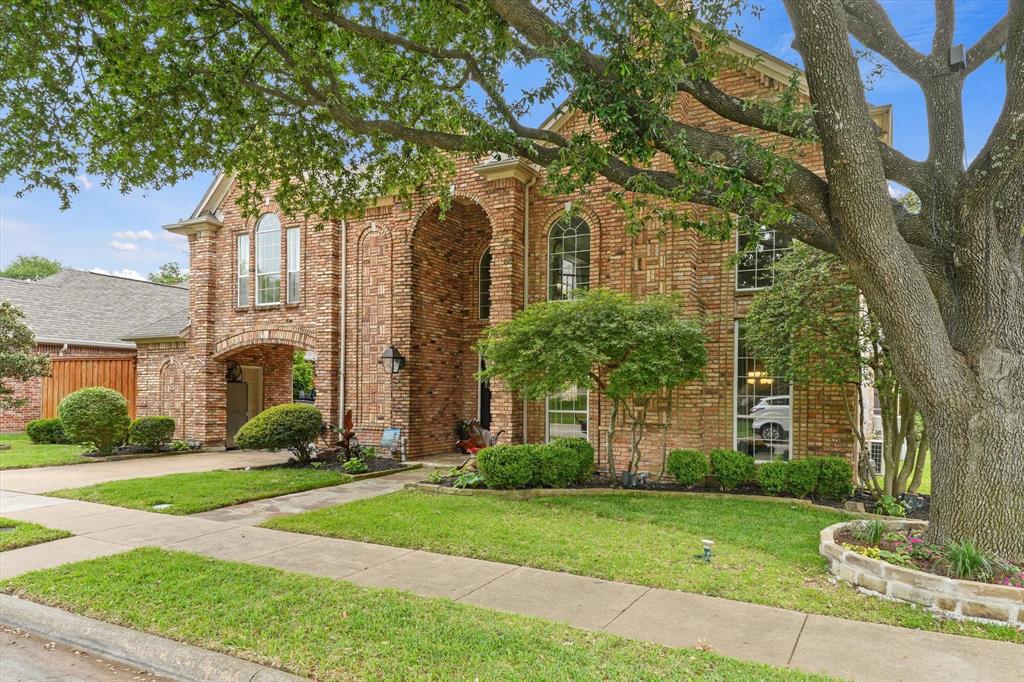 626 Creekbend Drive