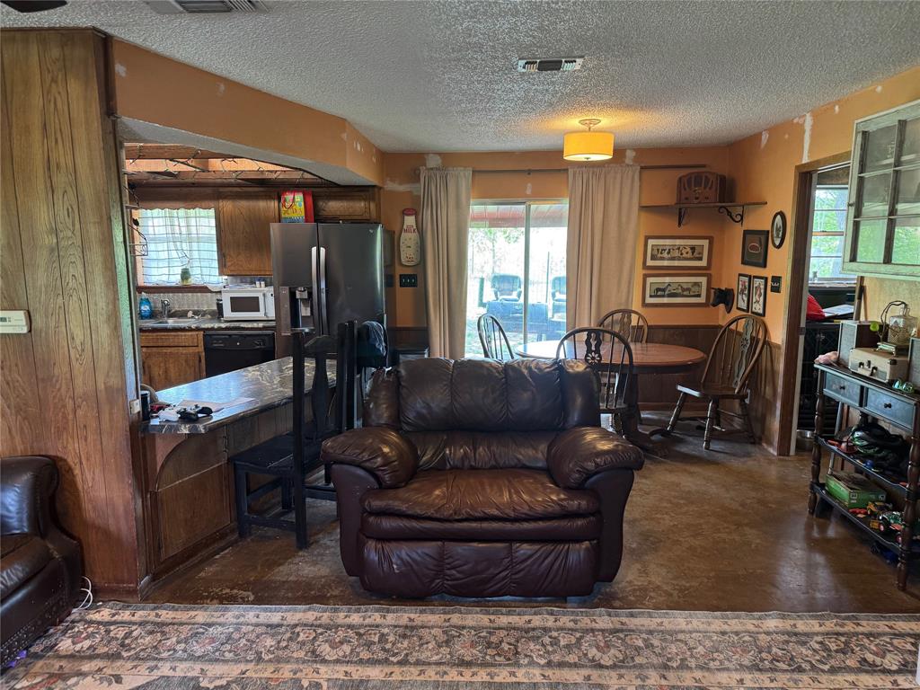 12745 Fm 274 Property Photo 11