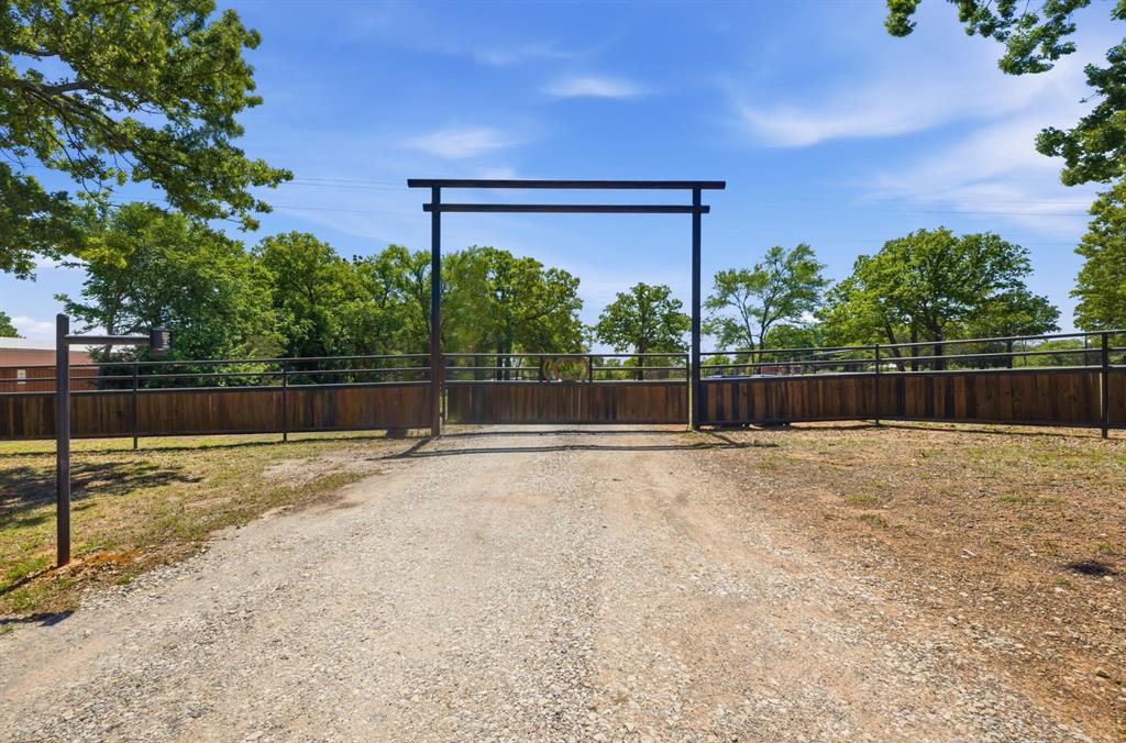 10642 Fm 902 Property Photo 2