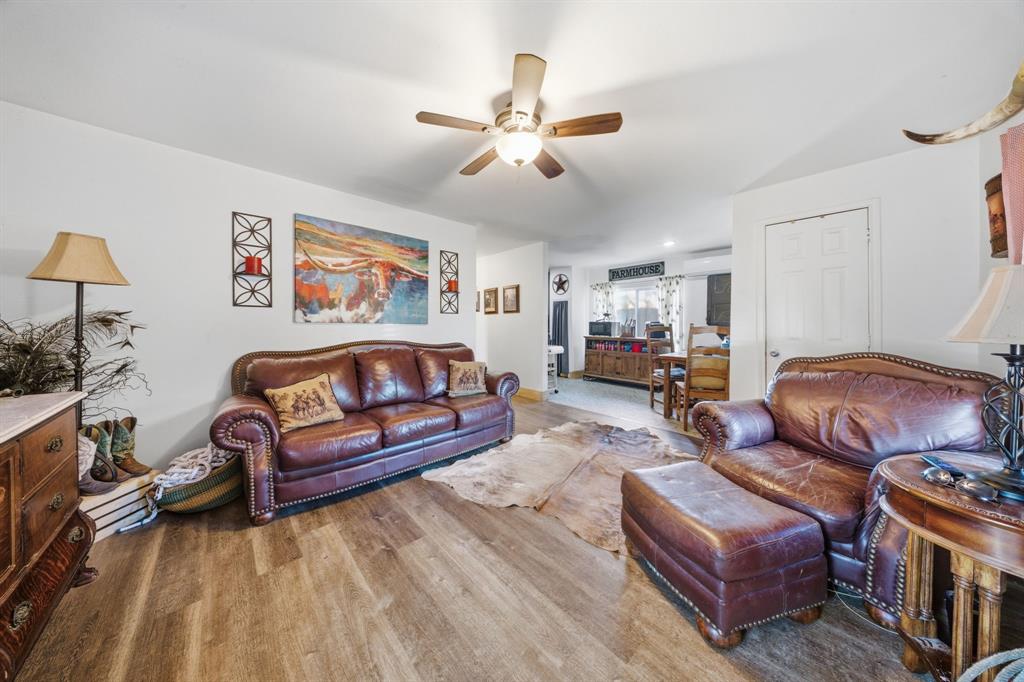 10642 Fm 902 Property Photo 10