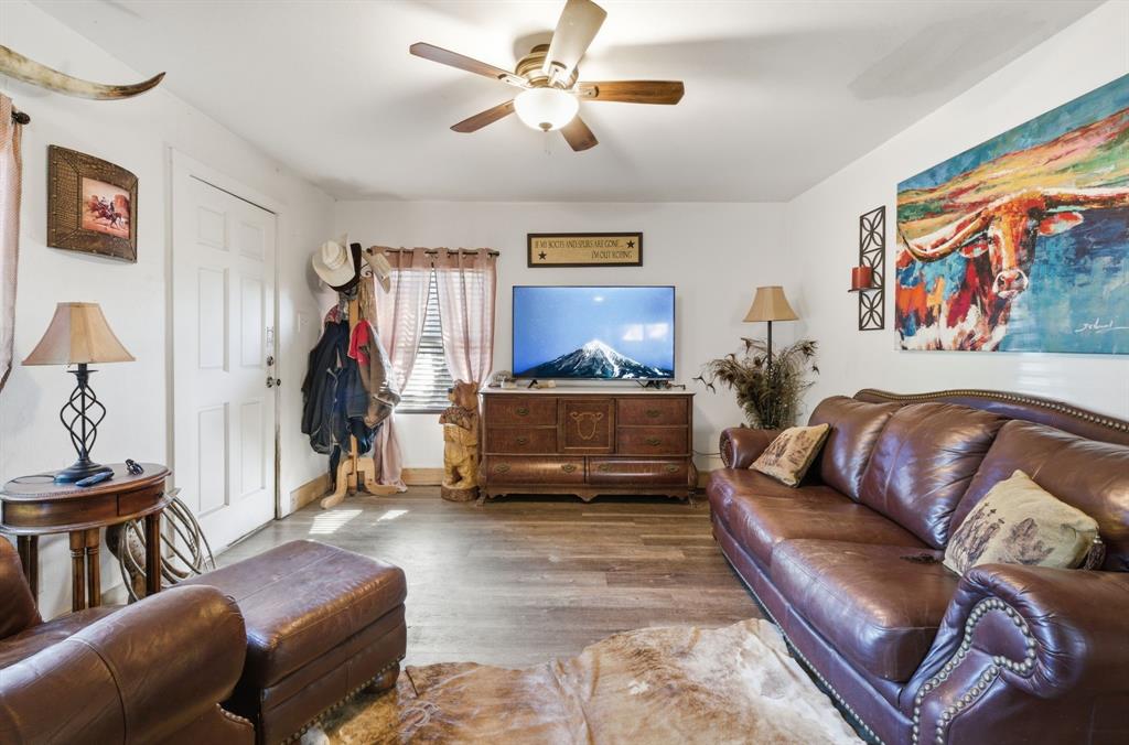 10642 Fm 902 Property Photo 11