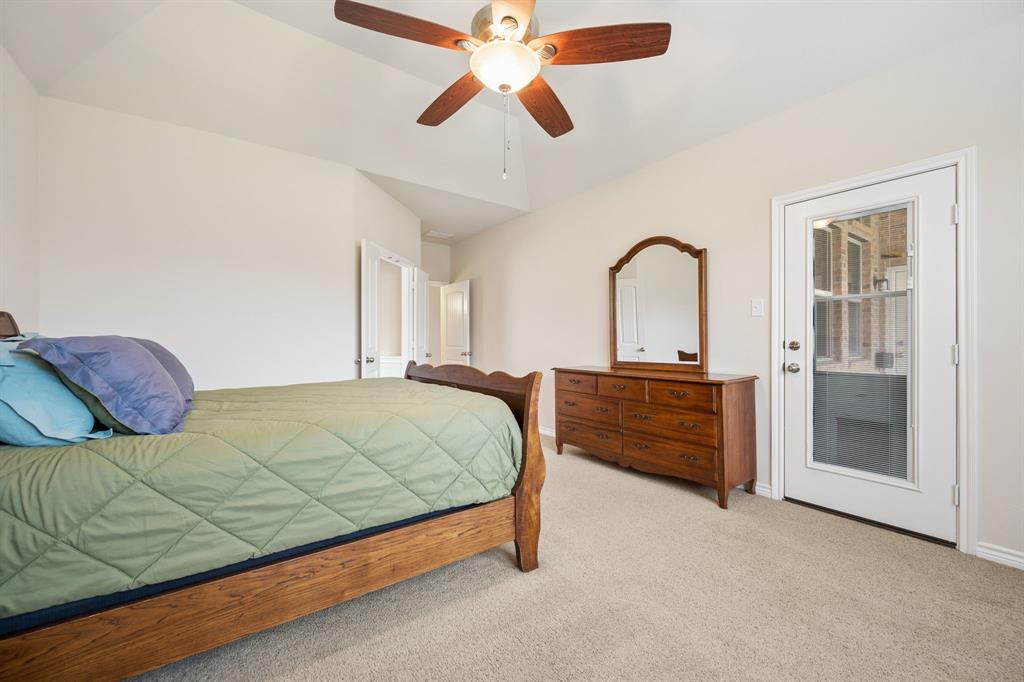 1208 Isabella Lane Property Photo 14