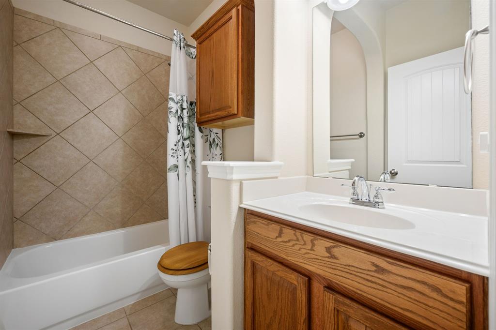 1208 Isabella Lane Property Photo 22