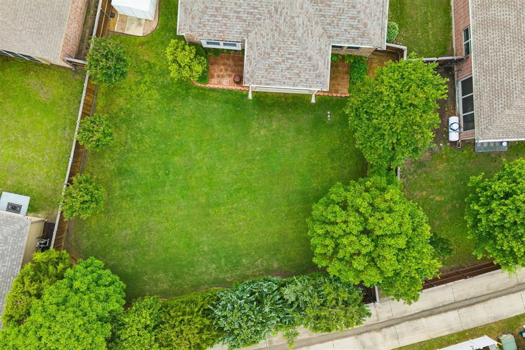 1208 Isabella Lane Property Photo 32