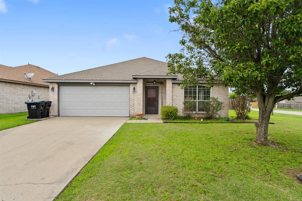 100 Lipan Street Property Photo 1