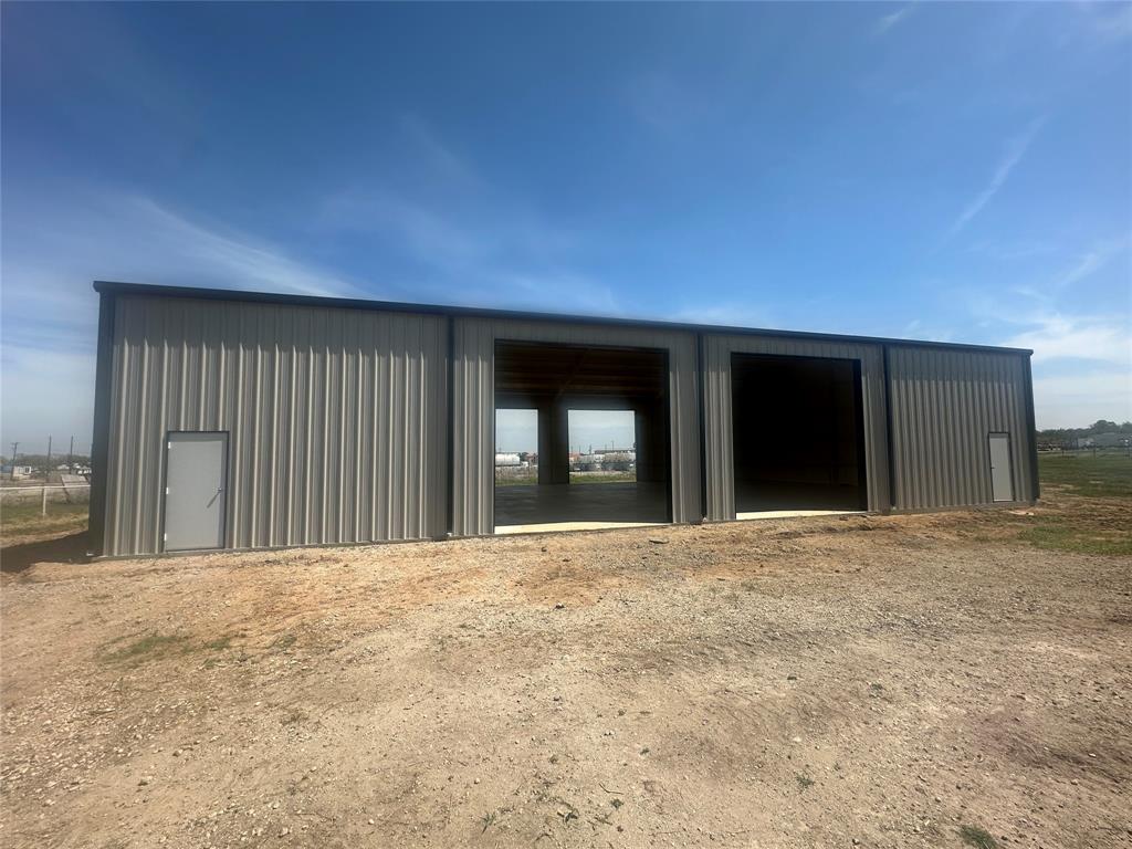 200 Land Of Goshen Property Photo 1