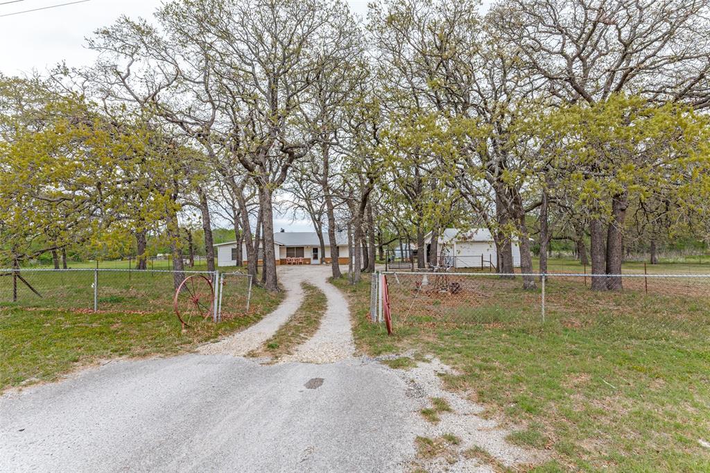 2553 E Highway 199 Property Photo 1