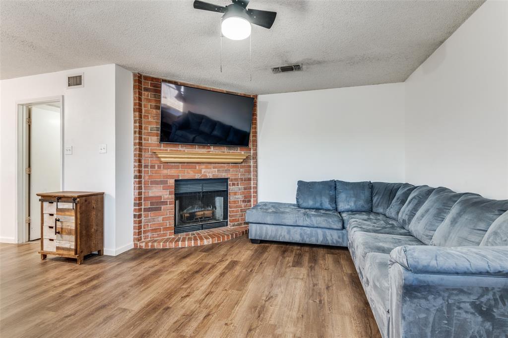 627 Lemon Drive Property Photo 4