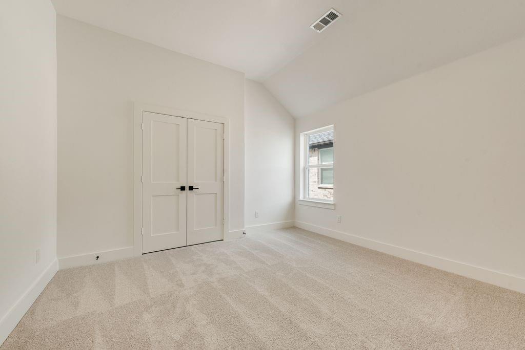 211 Golden Run Drive Property Photo 35