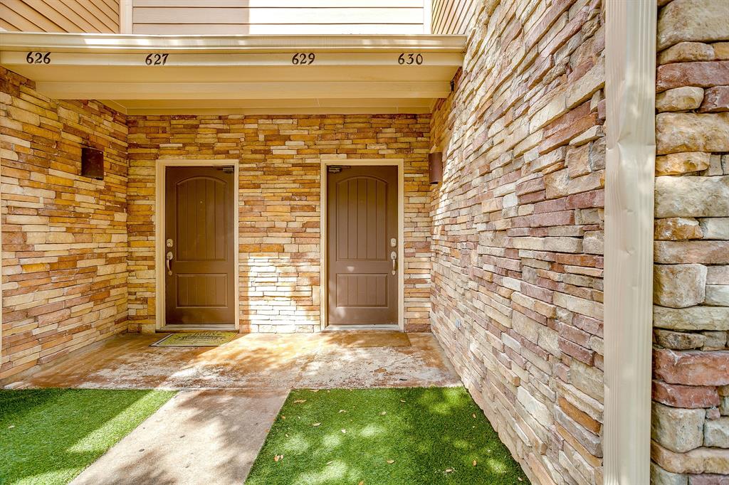 2410 S 2nd Street 629 Property Photo 1