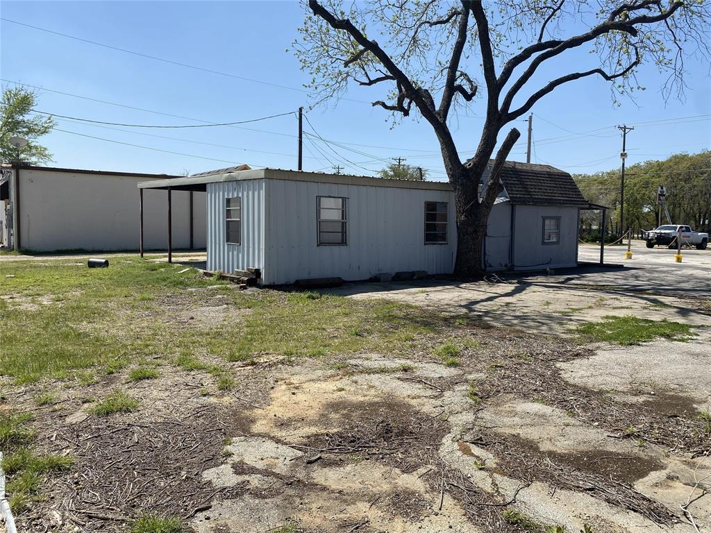 1506 S State Highway 121 Property Photo 8