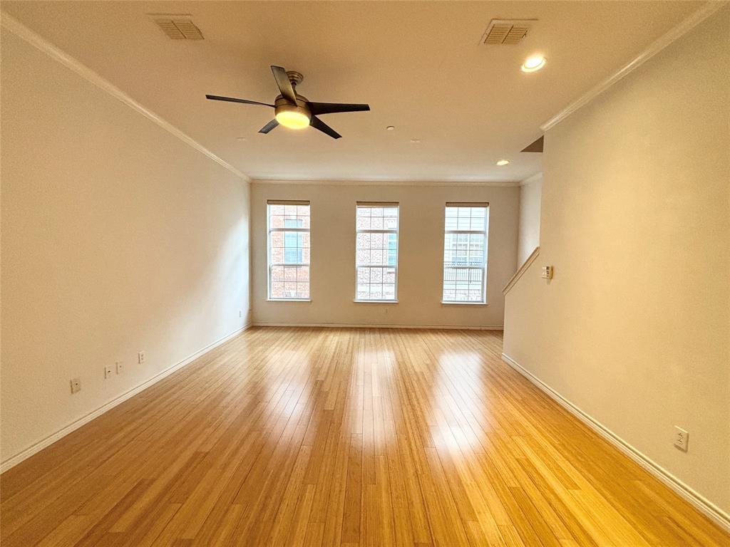 15727 Seabolt Place Property Photo 3