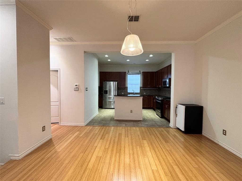 15727 Seabolt Place Property Photo 4