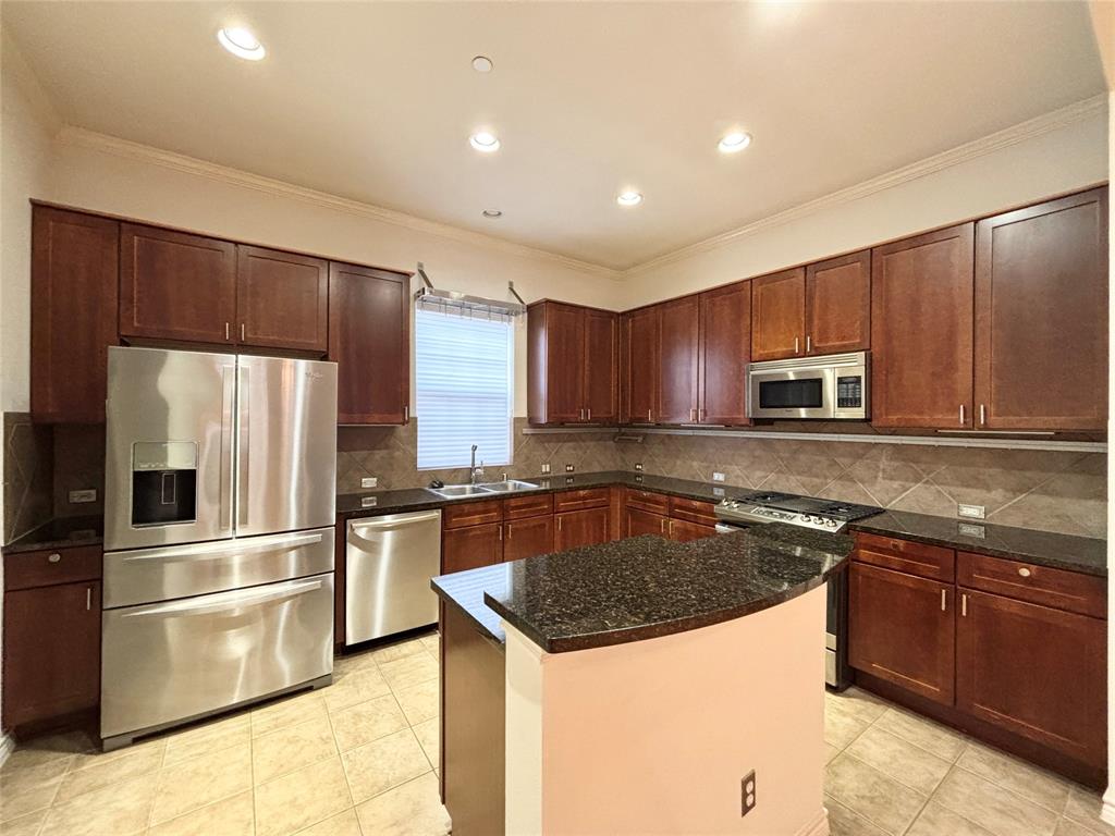 15727 Seabolt Place Property Photo 6