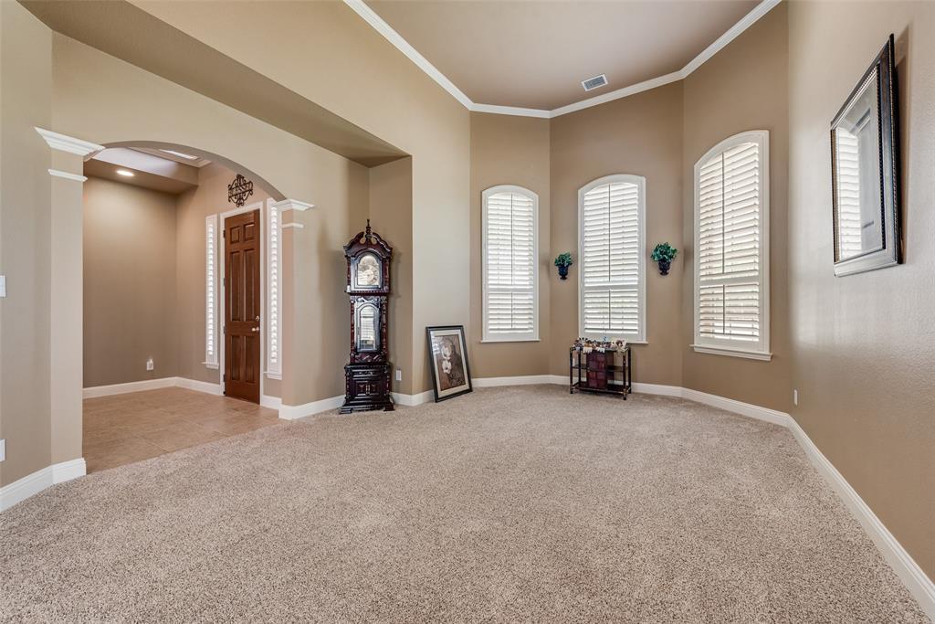 925 Lorene Drive Property Photo 10