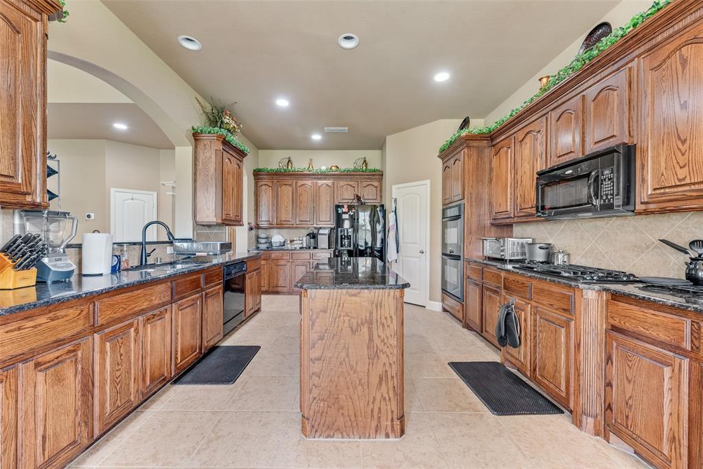 925 Lorene Drive Property Photo 17