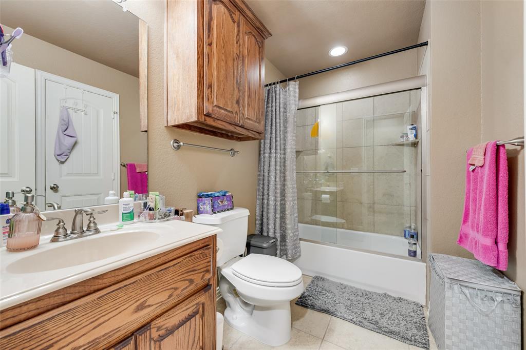 925 Lorene Drive Property Photo 30