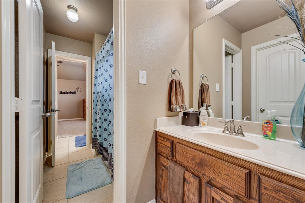 925 Lorene Drive Property Photo 33