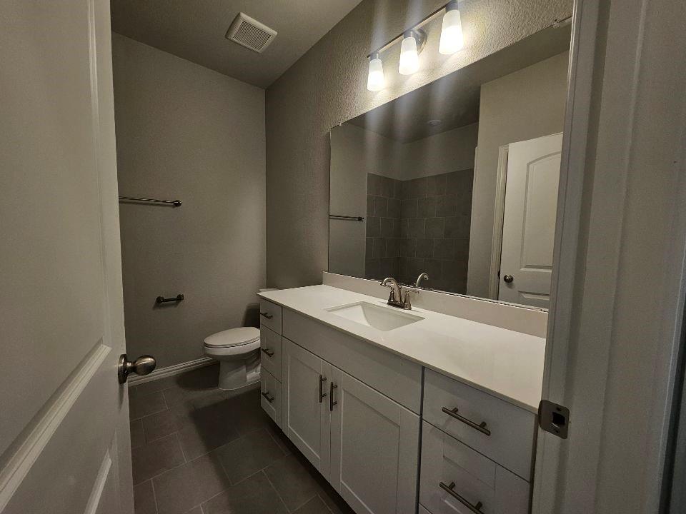 3005 Leopard Lane Property Photo 5