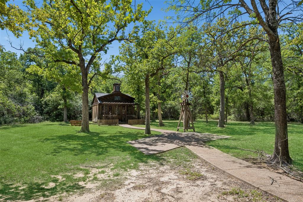 385 Meadow View Drive Property Photo 35