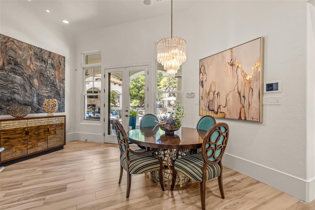 1712 Post Oak Place Property Photo 13
