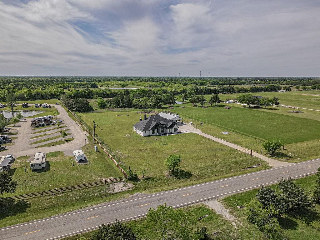 5280 Fm 36 Property Photo 30