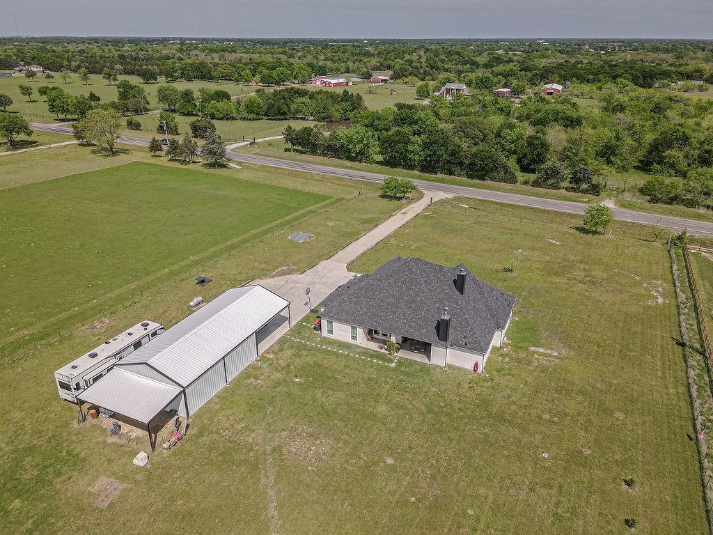 5280 Fm 36 Property Photo 33