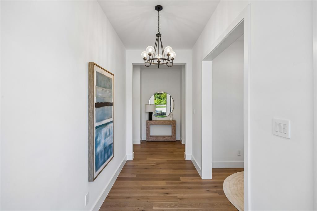 11131 Hillcrest Road Property Photo 3