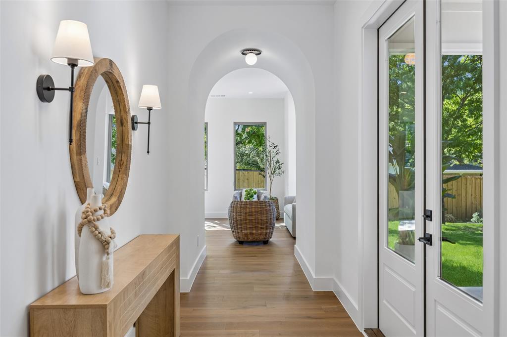 11131 Hillcrest Road Property Photo 16