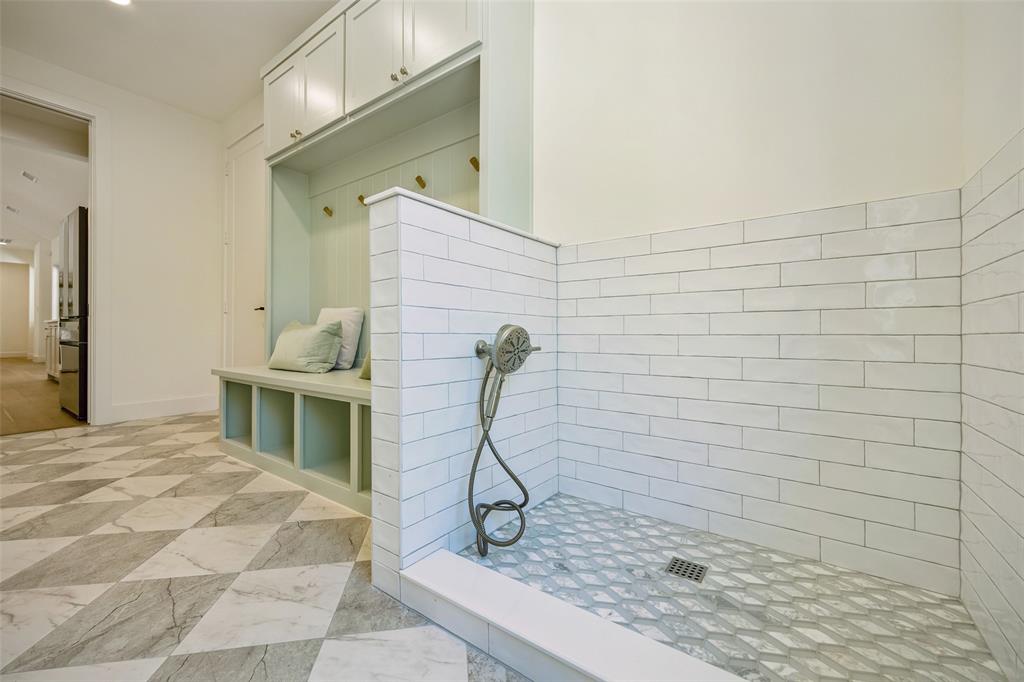 11131 Hillcrest Road Property Photo 25