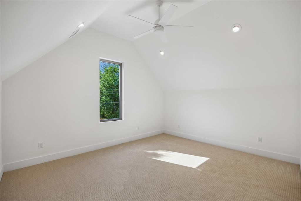 11131 Hillcrest Road Property Photo 33