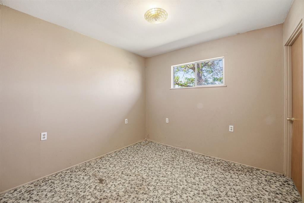 1301 County Road 440 Property Photo 10