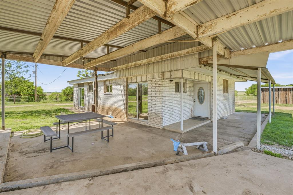 1301 County Road 440 Property Photo 18