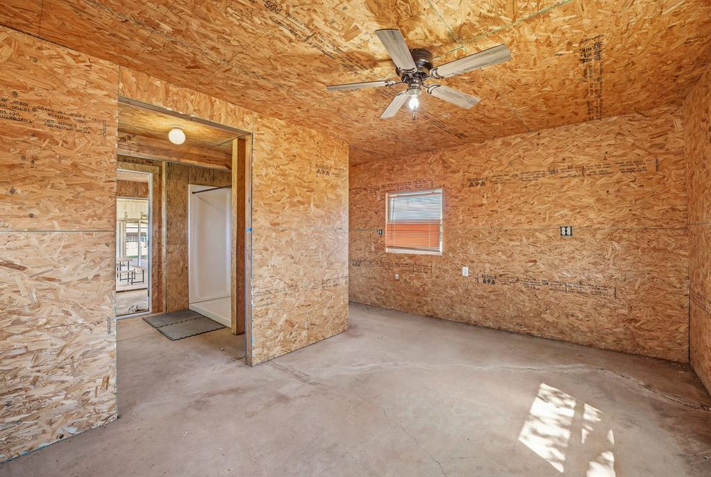 1301 County Road 440 Property Photo 24
